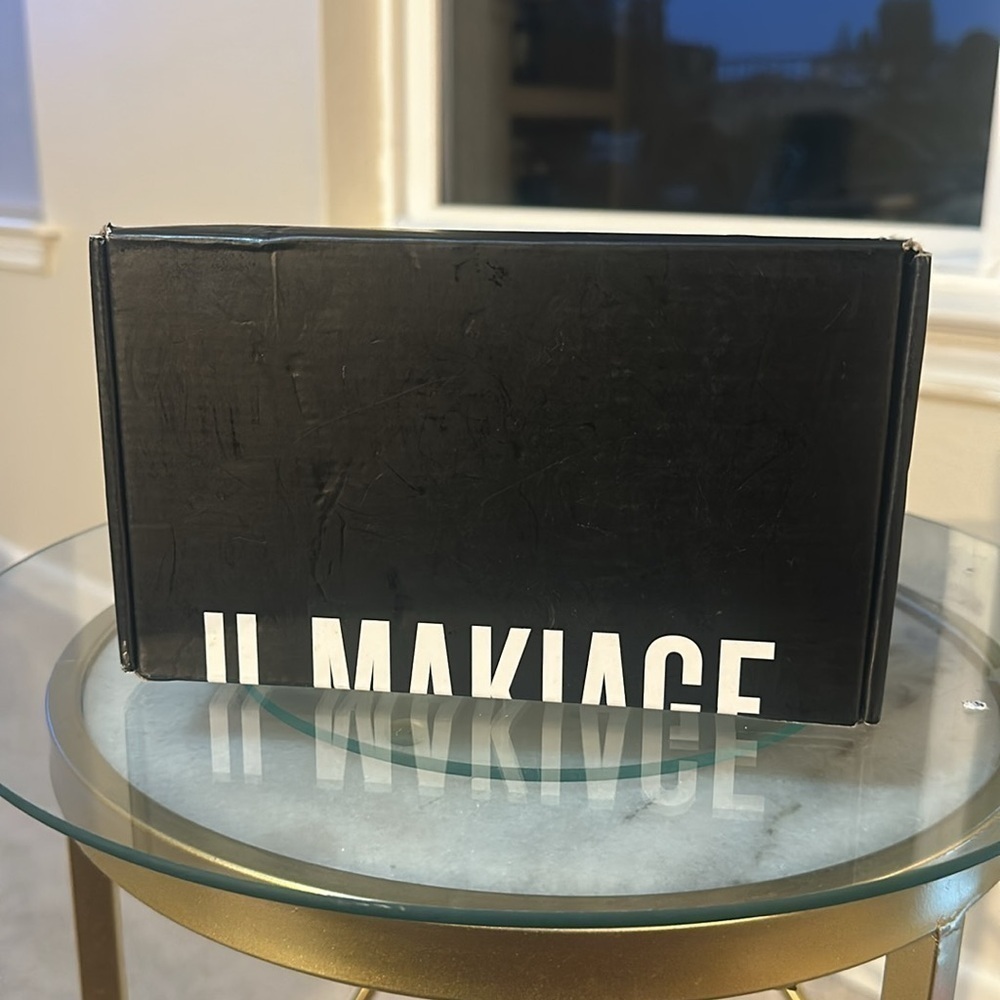 IL MAKIAGE Woke Up Like This Foundation for Flawless Finish - 225